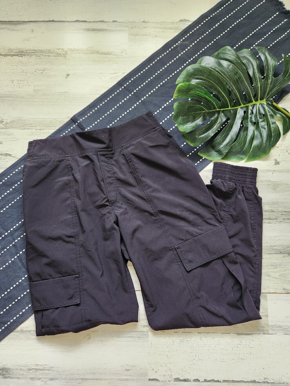 Athleta Chelsea Utility Cargo Jogger Black Size 2